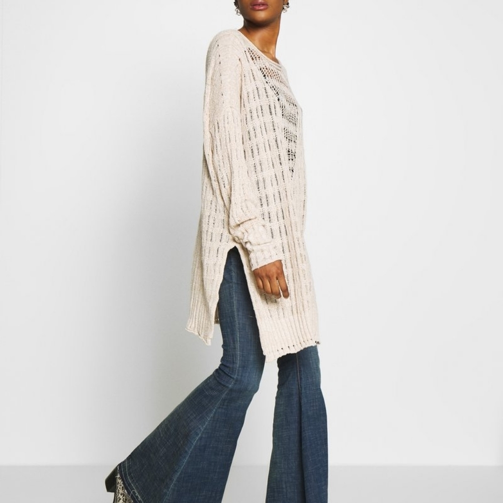 EUC Free People XS will fit XL Pretty In Pointelle - Picture 2 of 8